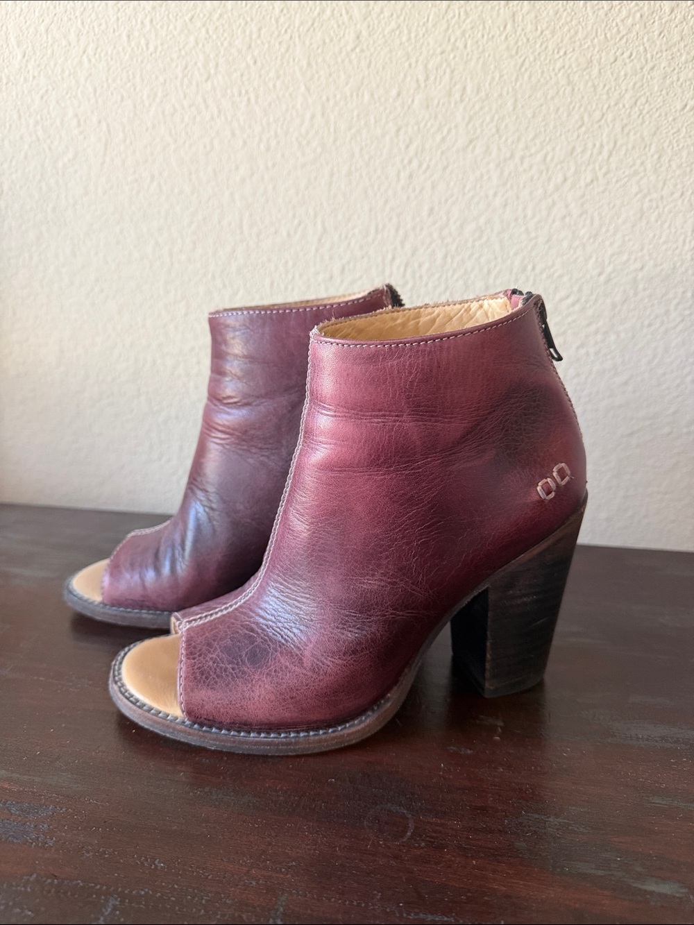 Bed Stu Women's Peep-Toe Leather Ankle Boots - Burgundy size 7